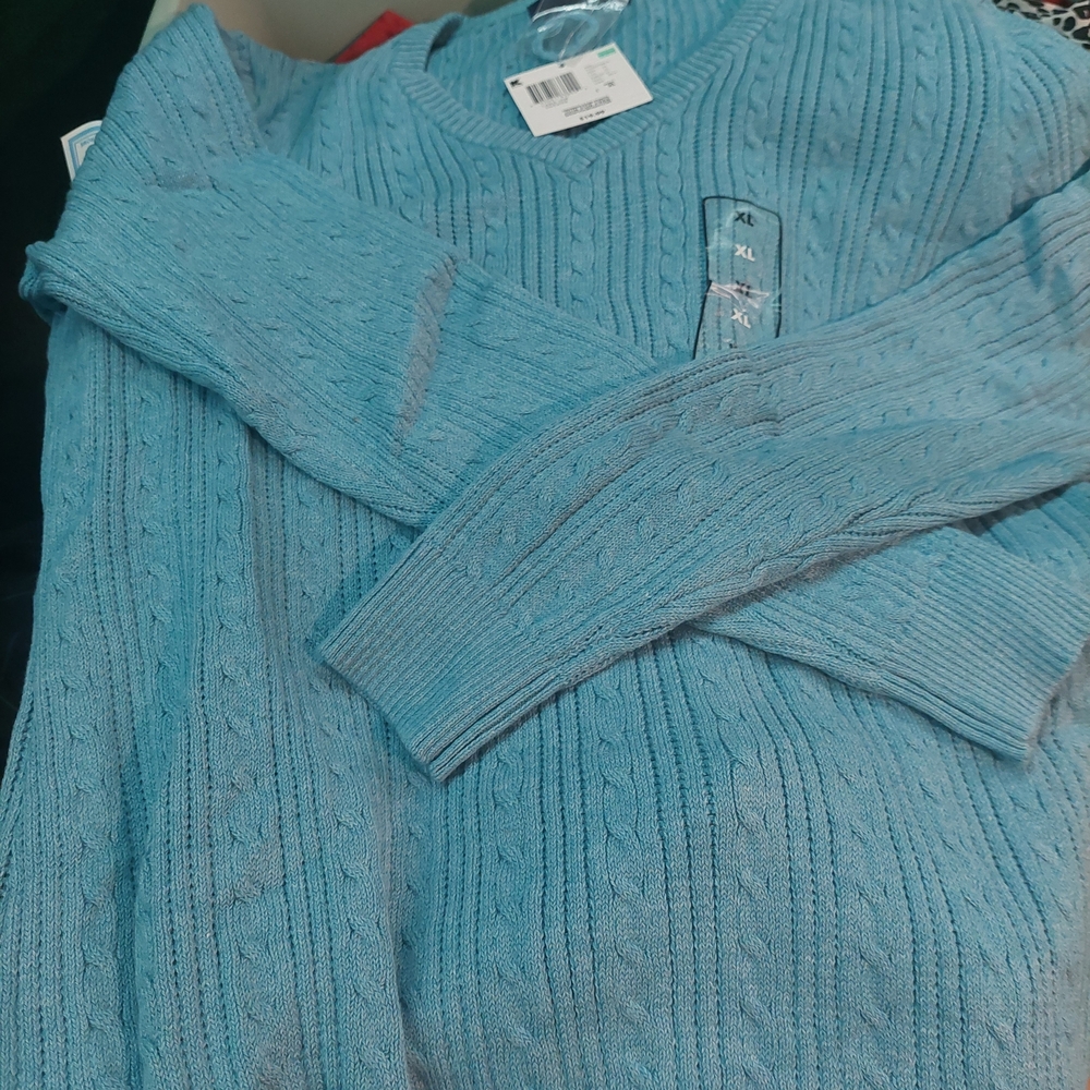 Men's Light Blue Cable Knit Crewneck Sweater